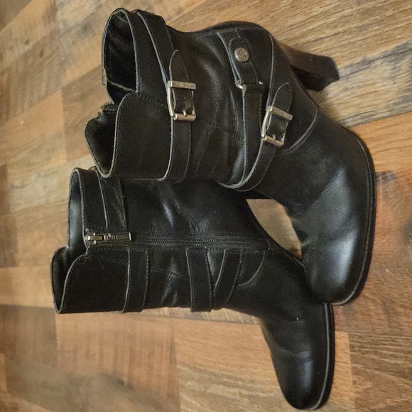 Harley-Davidson Shoes - Harley Davison womens black size 8.5 boots